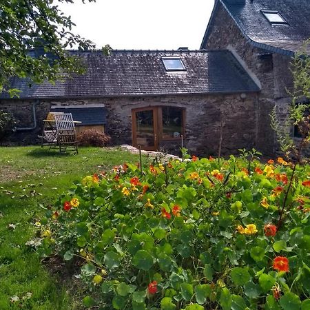 Chaleureuse Maisonnette Hotel Loperec Exterior photo